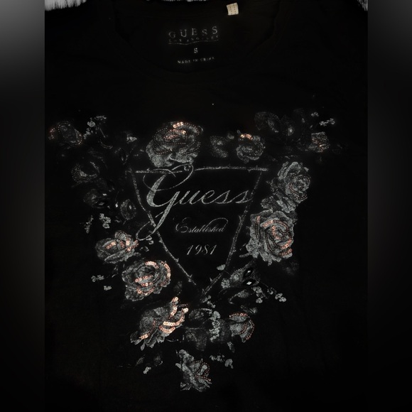 Women’s GUESS Tee - Picture 4 of 8